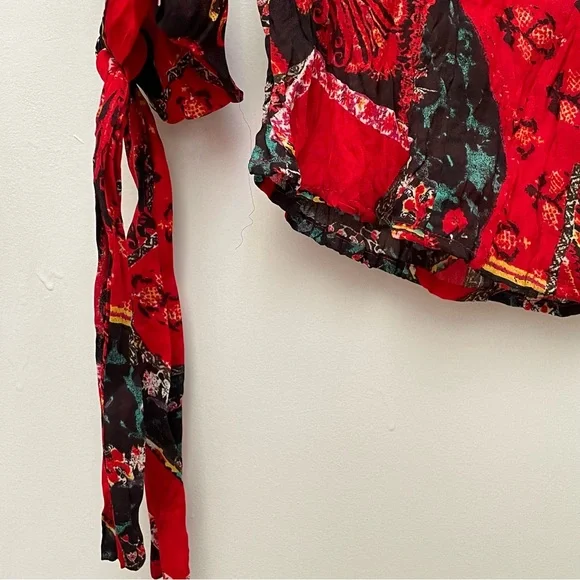 Patterned Button Down Blouse - Picture 3 of 6